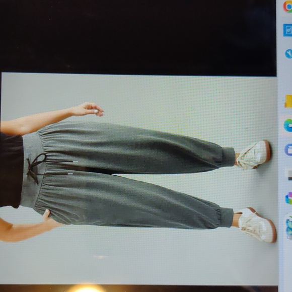 Solid drawstring elastic waist cuffed pants - Picture 6 of 13